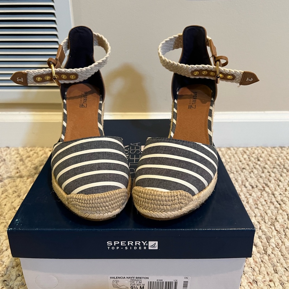Sperry Valencia Wedges in Navy Pinstripe - 9.5M